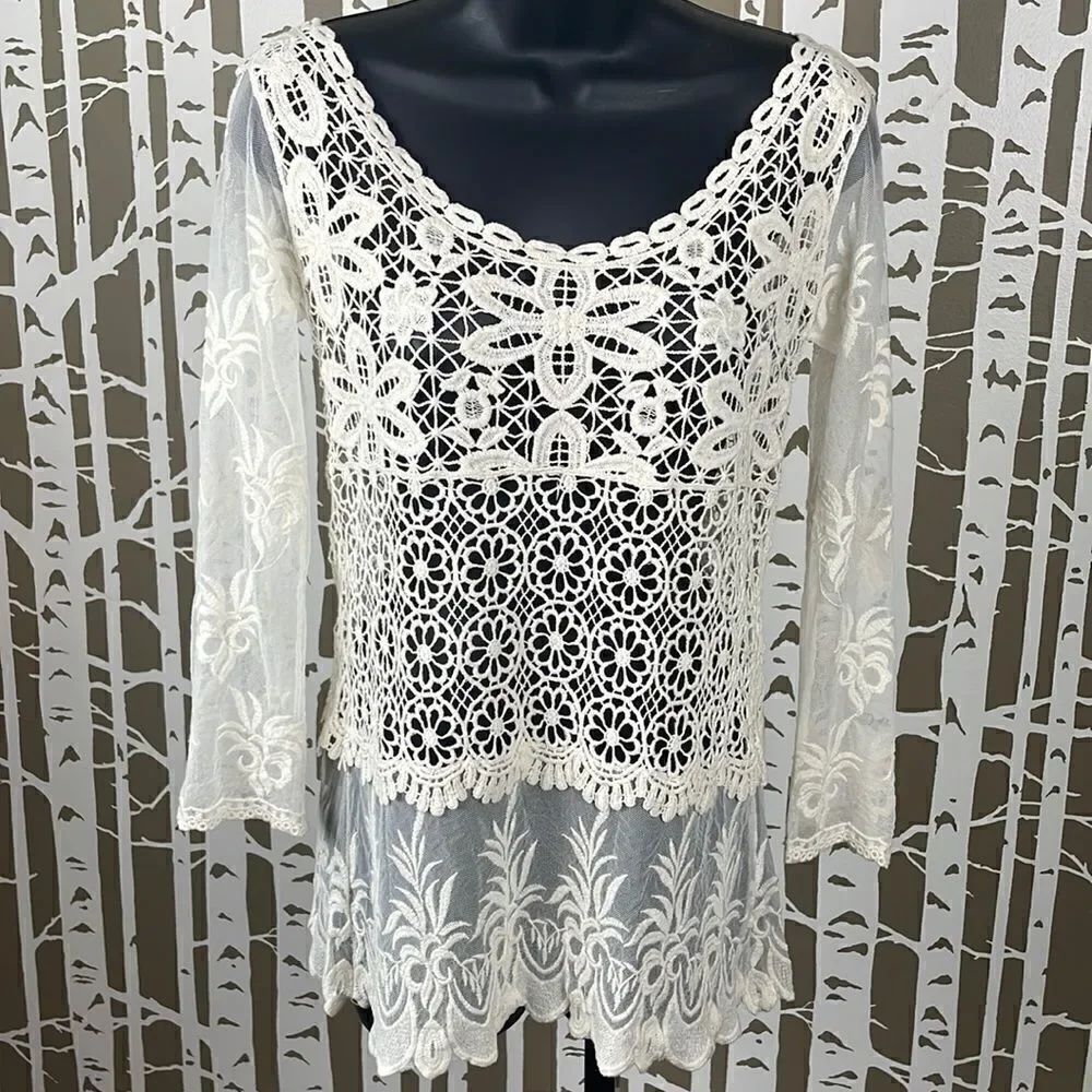 Boho Embroidered Lace & Mesh 3/4 Sleeve Top
